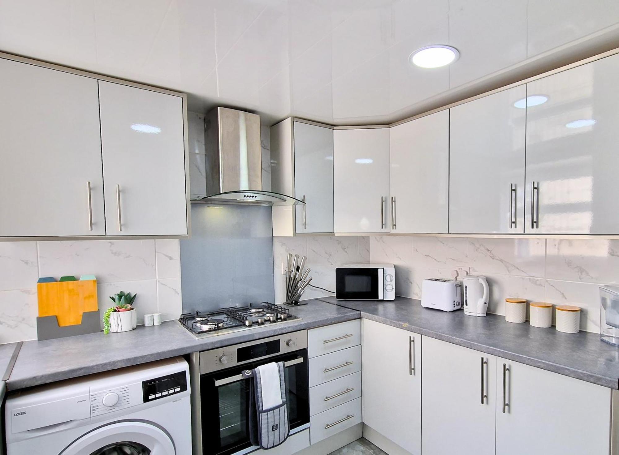 Holiday home Terraced House By Bevolve - Free Parking 3 *
